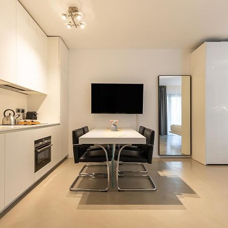 Beplace Apartments In Repubblica Милано Екстериор снимка