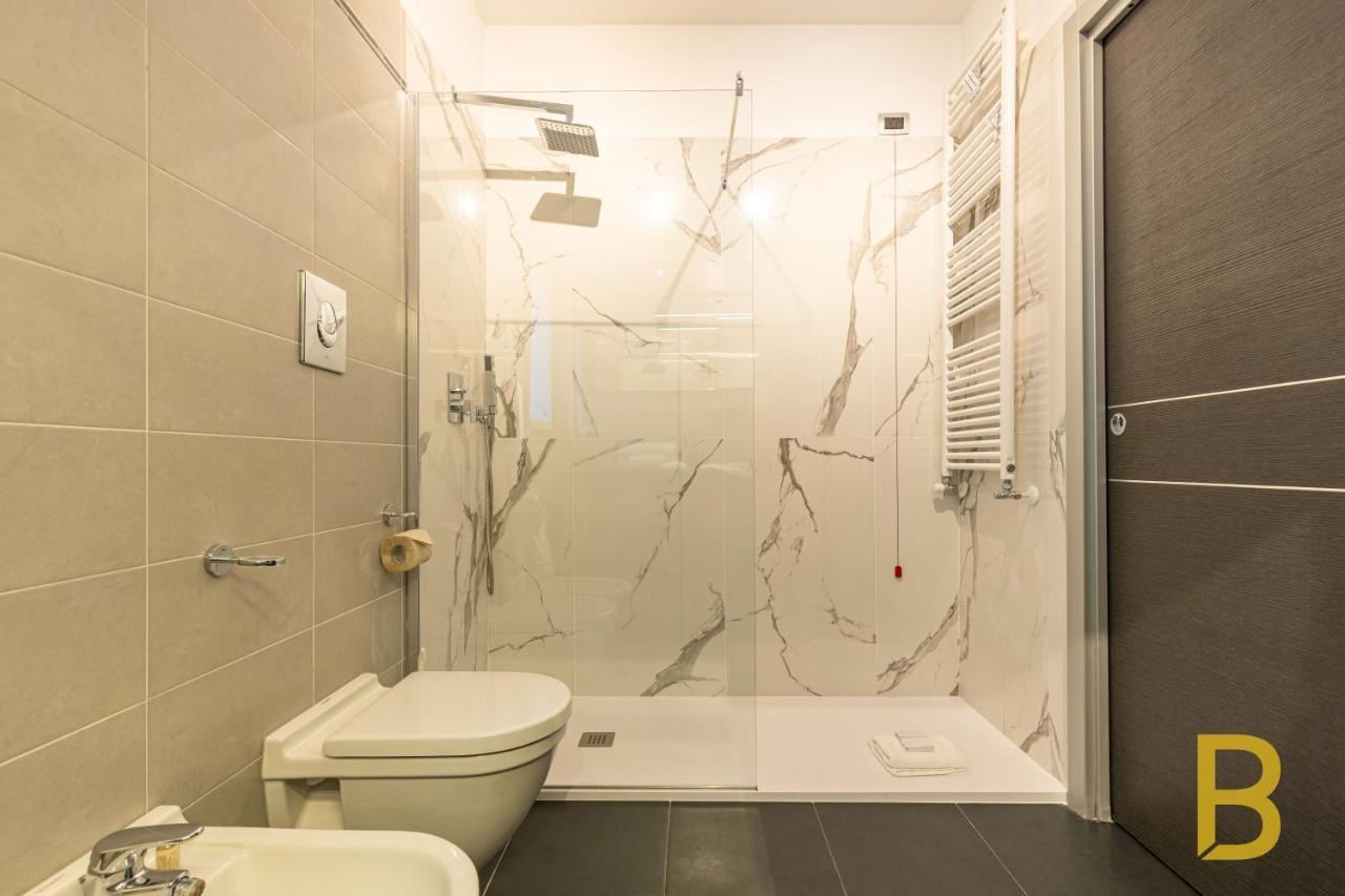 Beplace Apartments In Repubblica Милано Екстериор снимка